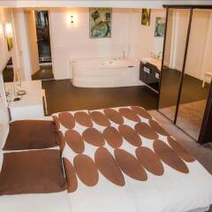Отель Just Renovated 138m2 On The Seine комната для гостей фото 2