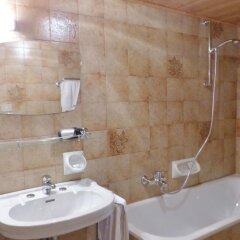 Отель Berghotel Franzenshöhe Стельвио ванная