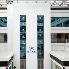 Отель Hilton Mexico City Airport Мехико парковка