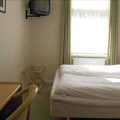 City Hotel Nebo сейф в номере