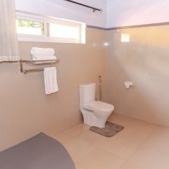 La Villa Cafe & Suites in Kigali, Rwanda from 71$, photos, reviews - zenhotels.com bathroom photo 2
