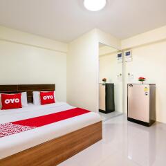 Отель OYO 270 Salin Home комната для гостей