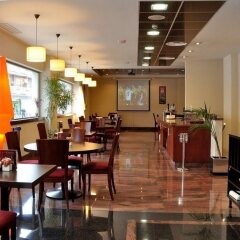 Hotel Clement Barajas питание