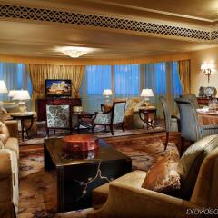 Four Seasons Hotel Macao at Cotai Strip интерьер отеля фото 2