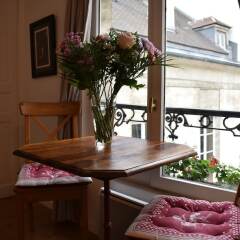Апартаменты Charming Apartment Near Le Marais комната для гостей фото 4