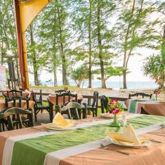Phuket Island View Hotel питание