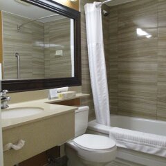 Отель Comfort Inn Dartmouth ванная фото 2