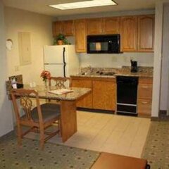 Отель Homewood Suites Columbus, Oh - Airport Колумбус в номере