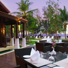 Отель D Varee Mai Khao Beach Пхукет питание