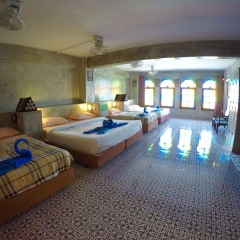 Cafe66 Hostel бассейн