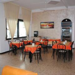 Hotel Pigalle питание