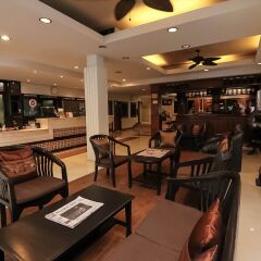 Отель NIDA Rooms Pattaya Full Moon Паттайя гостиничный бар
