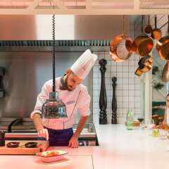 Отель Novotel Montparnasse Париж бассейн