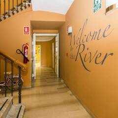 Отель The River Hostel Испания, Валенсия - 1 отзыв об отеле, цены и фото номеров - забронировать отель The River Hostel онлайн интерьер отеля фото 3