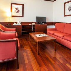 Отель Holiday Inn Lisbon-Continental Португалия, Лиссабон - 3 отзыва об отеле, цены и фото номеров - забронировать отель Holiday Inn Lisbon-Continental онлайн интерьер отеля фото 2