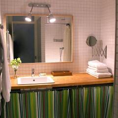 Отель Portugal Ways Bairro Alto Apartments Португалия, Лиссабон - отзывы, цены и фото номеров - забронировать отель Portugal Ways Bairro Alto Apartments онлайн ванная