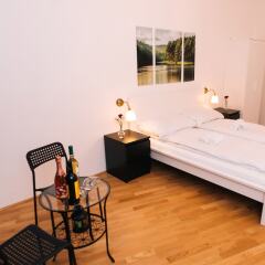 Апартаменты My City Apartments Am Naschmarkt Вена комната для гостей фото 2