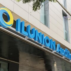 Отель ILUNION Auditori Испания, Барселона - 3 отзыва об отеле, цены и фото номеров - забронировать отель ILUNION Auditori онлайн вид на фасад