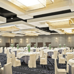 Отель Sheraton Grand Los Angeles