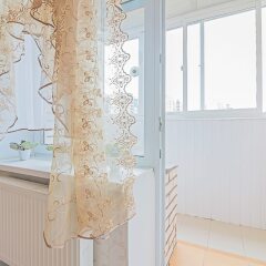 Отель FlatHome24 metro Komendanskiy prospect Санкт-Петербург ванная