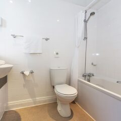Отель Britannia Country House Манчестер ванная фото 2