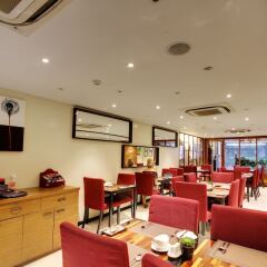 The Somerset Hotel интерьер отеля
