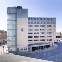 CABINN Odense Hotel парковка