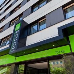 Novum Style Hotel Hamburg-Centrum вид на фасад