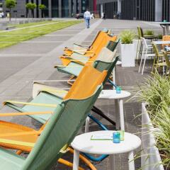 Отель Holiday Inn Express Antwerp City-North бассейн