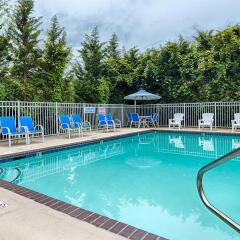 Отель Best Western Gastonia бассейн