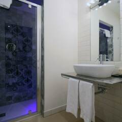 Отель Trevi Contemporary Suite Италия, Рим - отзывы, цены и фото номеров - забронировать отель Trevi Contemporary Suite онлайн ванная