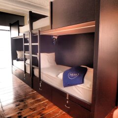 Отель Hub New Lisbon Hostel Португалия, Лиссабон - 1 отзыв об отеле, цены и фото номеров - забронировать отель Hub New Lisbon Hostel онлайн сейф в номере