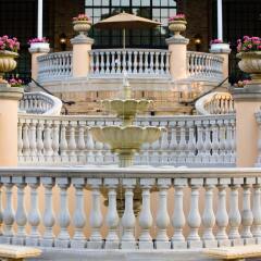Omni Shoreham Hotel балкон