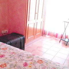 Отель House With 3 Bedrooms in Oliva, With Furnished Terrace and Wifi - 350 Испания, Олива - отзывы, цены и фото номеров - забронировать отель House With 3 Bedrooms in Oliva, With Furnished Terrace and Wifi - 350 онлайн балкон