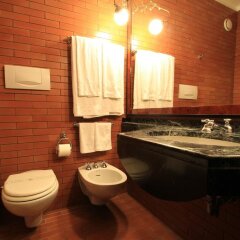 Colony Hotel Рим ванная