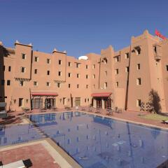Отель ibis Ouarzazate Centre Марокко, Уарзазат - отзывы, цены и фото номеров - забронировать отель ibis Ouarzazate Centre онлайн бассейн