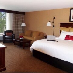 Отель Crowne Plaza Cleveland South-Independence комната для гостей фото 3