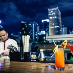 Mövenpick Hotel Sukhumvit 15 Bangkok гостиничный бар