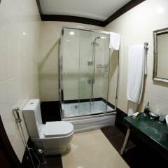 Отель Vilesh Palace Hotel Азербайджан, Масаллы - отзывы, цены и фото номеров - забронировать отель Vilesh Palace Hotel онлайн ванная фото 2