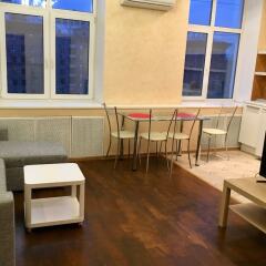 Апартаменты LUXKV Apartment on Kievskaya балкон