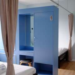 Visut House - Hostel Бангкок сейф в номере