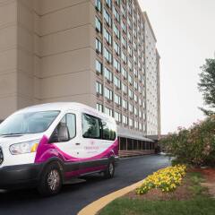 Crowne Plaza Memphis Downtown Hotel городской автобус