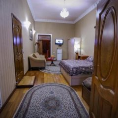 Almaz Guest House in Dushanbe, Tajikistan from 35$, photos, reviews - zenhotels.com room amenities photo 2