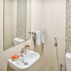Отель Luxury Staycation - Continental Tower ванная фото 2