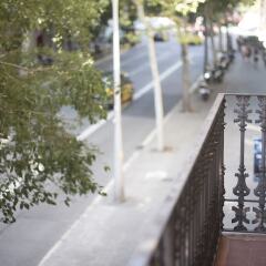 Отель You Stylish Eixample Dreta 10 Барселона фото 3