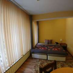 Отель Studio Central Square Болгария, Пловдив - отзывы, цены и фото номеров - забронировать отель Studio Central Square онлайн комната для гостей фото 3