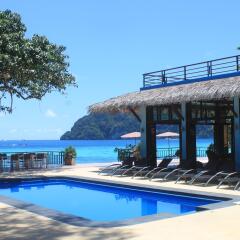 Отель Phi Phi Long Beach Resort & Villa бассейн