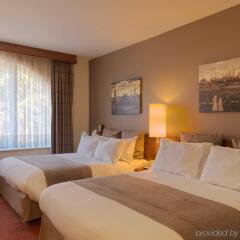 Отель Crowne Plaza Hotel BRUGGE Бельгия, Брюгге - отзывы, цены и фото номеров - забронировать отель Crowne Plaza Hotel BRUGGE онлайн комната для гостей фото 2