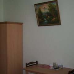 Гостиница Мана Горис сейф в номере