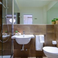 Hotel Esplanade Римини ванная